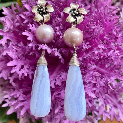 Blue lace agate & pearl flower earrings