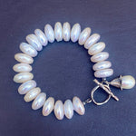 Coin pearl bracelet