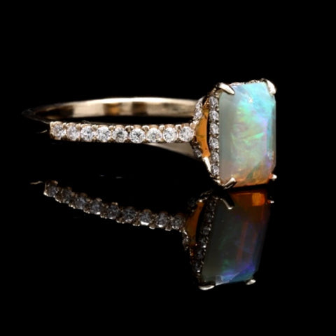 Opal & diamond ring